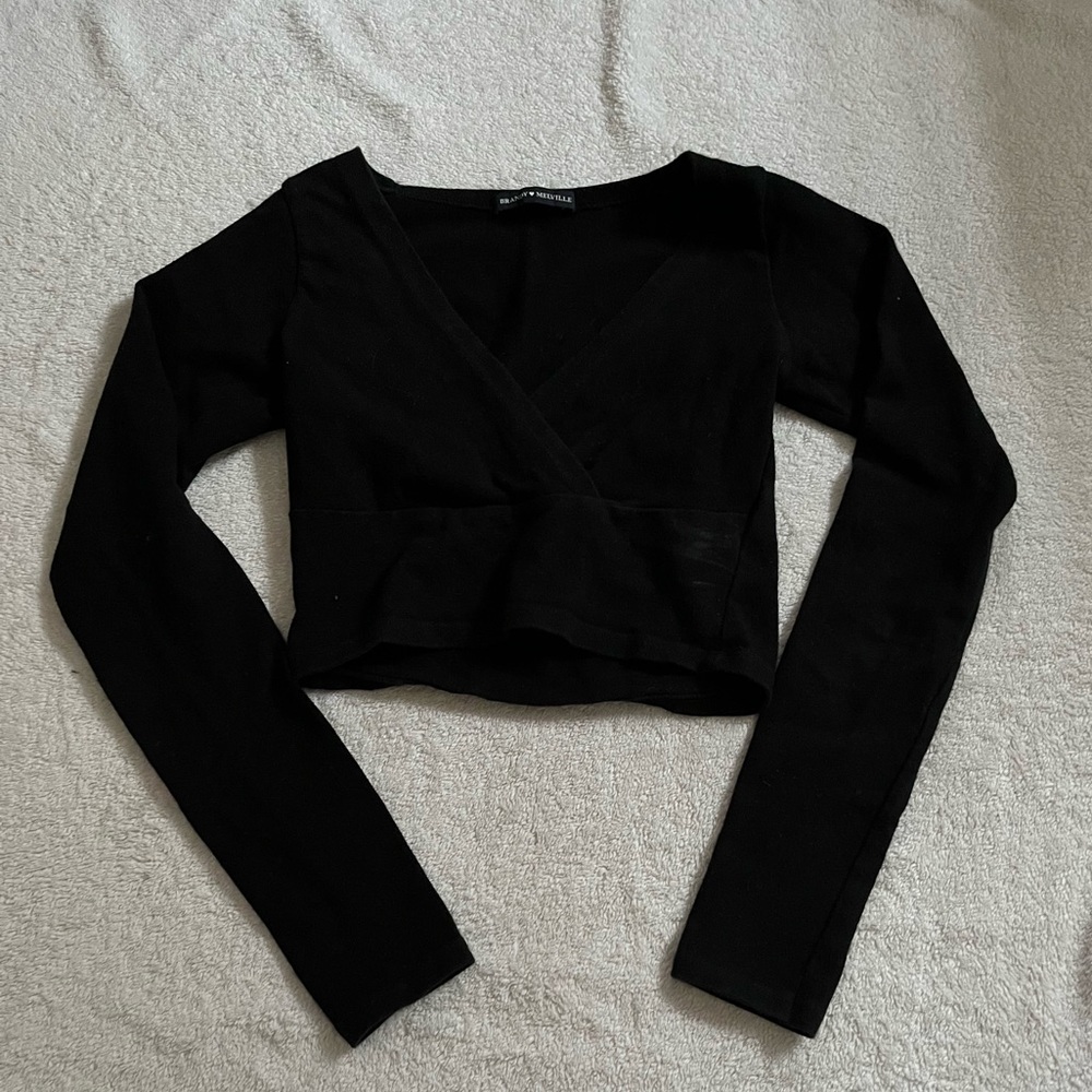long sleeve brandy melville top